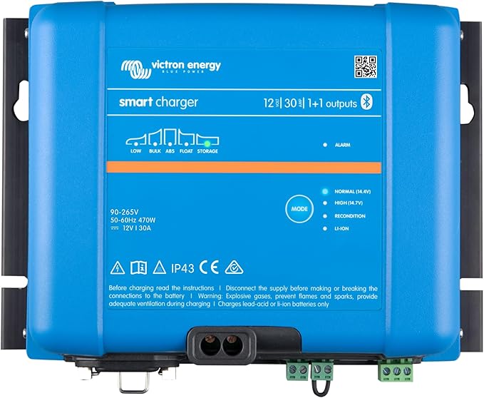 Phoenix Smart Charger 12/30(1+1) 120-240V PSC123051095